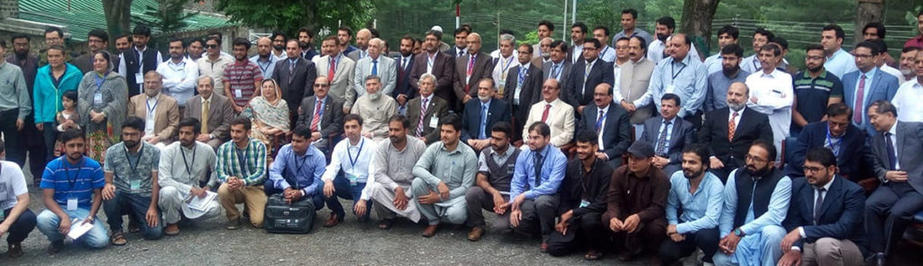 Group-photo-of-Participants-of-5th-International-Earth-Science-Conference