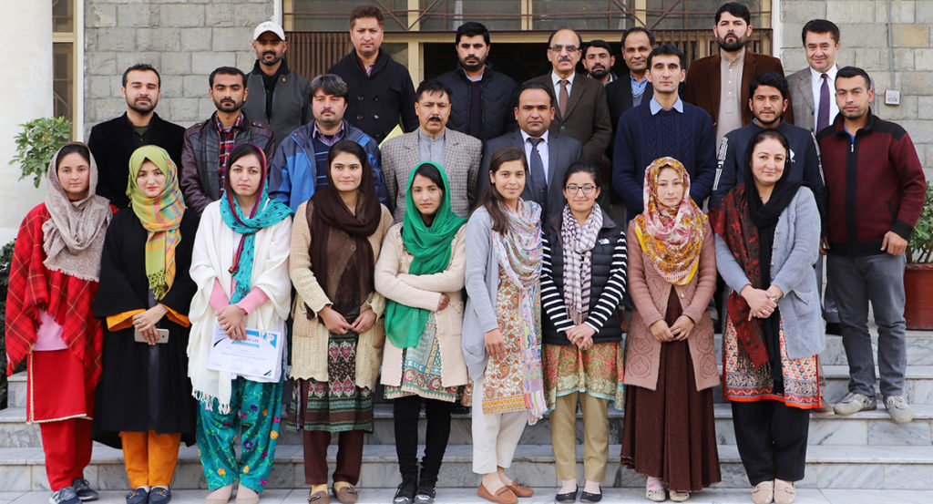 Group-Photo-of-the-participants-of-2-days-SPSS-Workshop-with-Vice-Chancellor-Prof.-Dr.-Attaullah-Shah